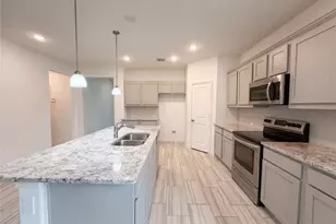 10513 Summer Pl Ln, Fort Worth, TX 76140 - Photo 4