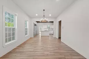 725 S Walnut St, Sherman, TX 75090 - Photo 6