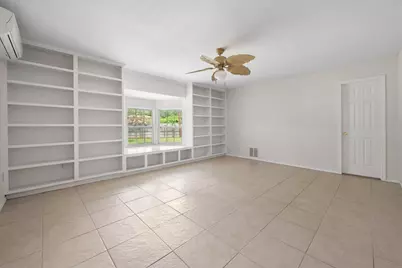 4303 Cypress Springs Court, Arlington, TX 76001 - Photo 12