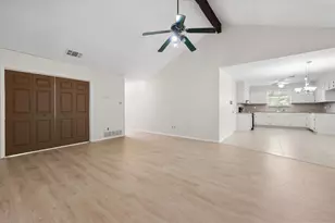4303 Cypress Springs Ct, Arlington, TX 76001 - Photo 16