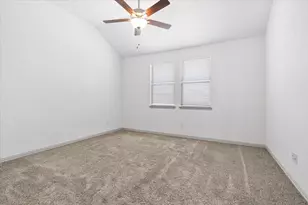 4725 Smokey Quartz Ln, Arlington, TX 76005 - Photo 16