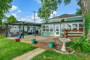 2005 E Lake Dr, Weatherford, TX 76087 - Photo 2