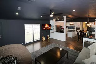 986 Co Rd 1785, Sunset, TX 76270 - Photo 2