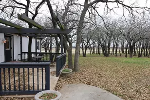 986 Co Rd 1785, Sunset, TX 76270 - Photo 14