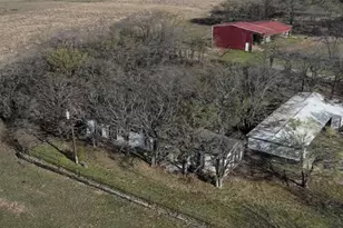 986 Co Rd 1785, Sunset, TX 76270 - Photo 1