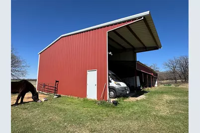 986 County Road 1785, Sunset, TX 76270 - Photo 16