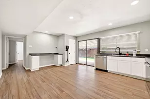 4036 7 Gables St, Fort Worth, TX 76133 - Photo 16