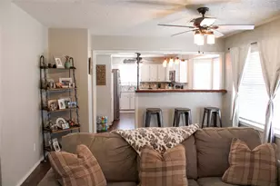 1102 Zahara St, Bowie, TX 76230 - Photo 14