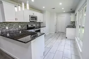 967 Madison Cir, Lewisville, TX 75067 - Photo 10