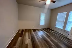 806 N Gaines St, Ennis, TX 75119 - Photo 6