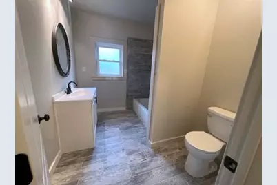 806 N Gaines Street, Ennis, TX 75119 - Photo 8
