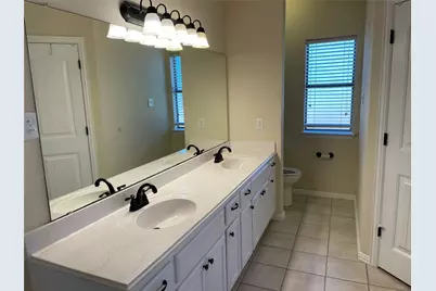 1414 Lauren Lane, Granbury, TX 76048 - Photo 6