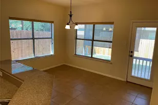 1414 Lauren Ln, Granbury, TX 76048 - Photo 4