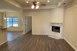 1414 Lauren Ln, Granbury, TX 76048 - Photo 2