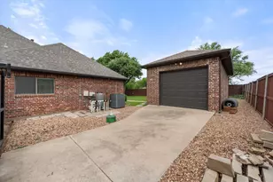 609 Clinton St, Ovilla, TX 75154 - Photo 14