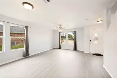 920 Kendall Drive, Arlington, TX 76001 - Photo 16