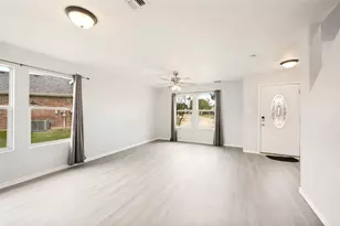 920 Kendall Dr, Arlington, TX 76001 - Photo 16