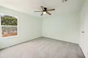 920 Kendall Dr, Arlington, TX 76001 - Photo 30