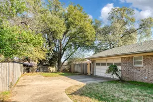 1605 Arrowhead, Pantego, TX 76013 - Photo 4