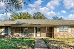 1605 Arrowhead, Pantego, TX 76013 - Photo 1
