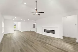2000 Blossom St, Mesquite, TX 75181 - Photo 14
