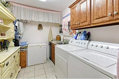 105 Santee Drive, Lake Kiowa, TX 76240 - Photo 20