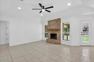 1755 Kings Canyon Cir, Fort Worth, TX 76134 - Photo 24