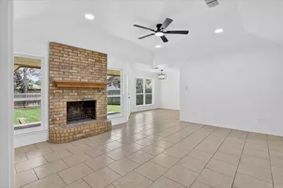 1755 Kings Canyon Circle, Fort Worth, TX 76134 - Photo 4