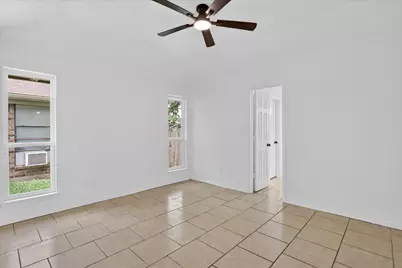 1755 Kings Canyon Circle, Fort Worth, TX 76134 - Photo 10