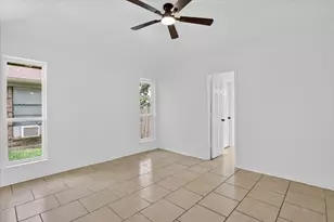 1755 Kings Canyon Cir, Fort Worth, TX 76134 - Photo 10