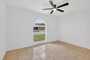 1755 Kings Canyon Cir, Fort Worth, TX 76134 - Photo 18