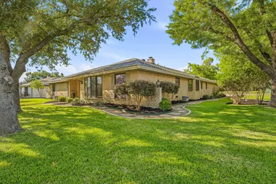 4433 Quail Hollow Road, Fort Worth, TX 76133 - Photo 1