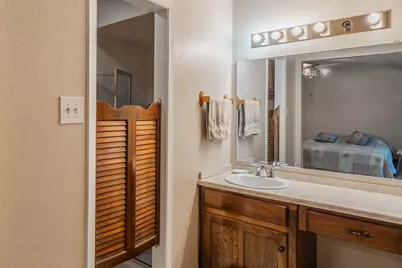 500 Emerson Drive, Euless, TX 76039 - Photo 22