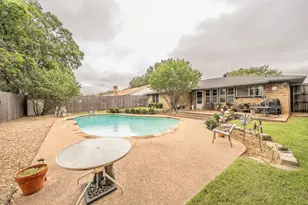 500 Emerson Dr, Euless, TX 76039 - Photo 26