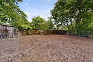 8112 Arlene Ln, Dallas, TX 75217 - Photo 38