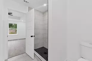 8112 Arlene Ln, Dallas, TX 75217 - Photo 24
