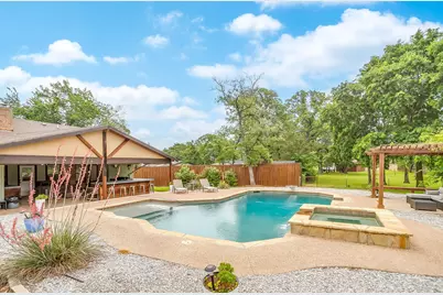 3412 E Renfro Street, Burleson, TX 76028 - Photo 12