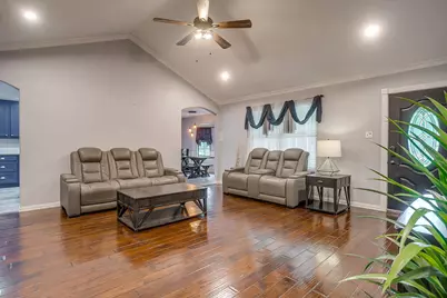 3412 E Renfro Street, Burleson, TX 76028 - Photo 24