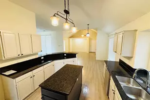 716 Elm Falls Pl, Mesquite, TX 75181 - Photo 4