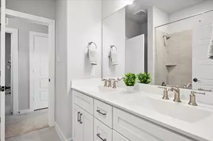 113 Camelia St, Garland, TX 75043 - Photo 26