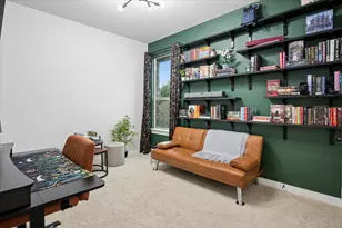 113 Camelia St, Garland, TX 75043 - Photo 18