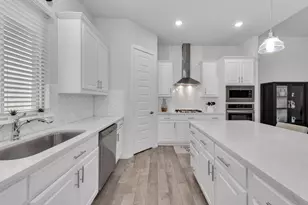 336 Cowling Dr, Little Elm, TX 75068 - Photo 10