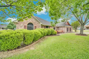 4431 Kings Ct, Midlothian, TX 76065 - Photo 2