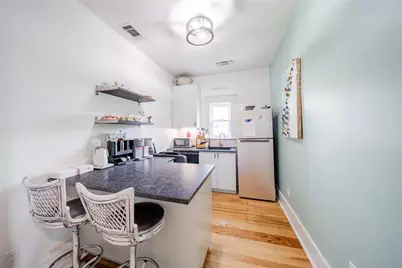 729 N Bishop Avenue, Dallas, TX 75208 - Photo 18