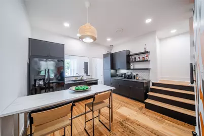 729 N Bishop Avenue, Dallas, TX 75208 - Photo 8