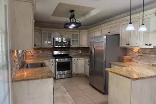 314 Trollinger St, Whitesboro, TX 76273 - Photo 6