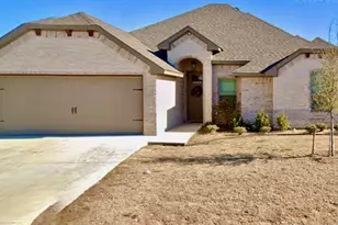 3325 Arrow Creek Dr, Granbury, TX 76049 - Photo 1