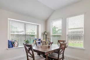 816 Skytop Dr, Fort Worth, TX 76052 - Photo 6