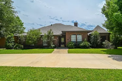 209 Plantation Drive, Coppell, TX 75019 - Photo 1