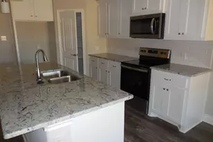 706 Ransom Wy, Greenville, TX 75402 - Photo 8